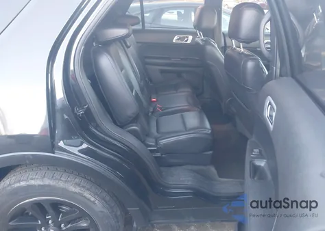 2015 Ford Explorer Xlt z USA, uszkodzony, nr VIN 1FM5K8D86FGB93989